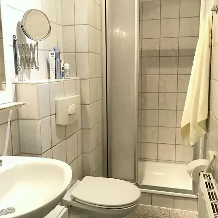 Haus Roland 31 *